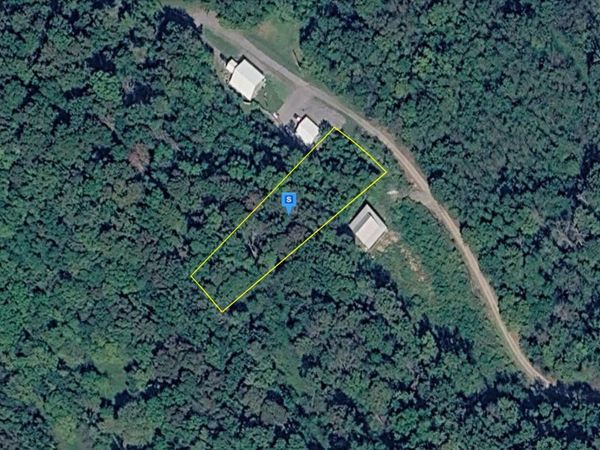 673 Cumberland Valley Drive , Gainesboro, TN 38562