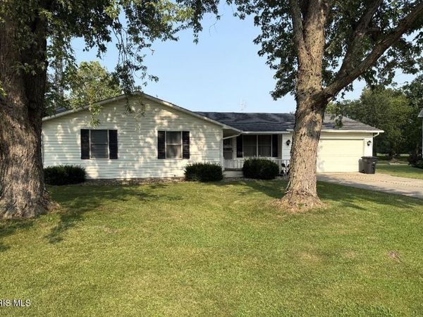 509 Walnut Lane , Pioneer, OH 43554