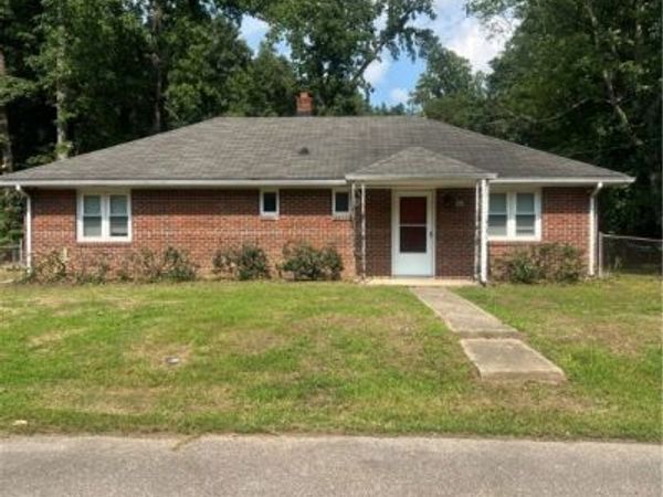 1409 Surry Avenue , Hopewell, VA 23860