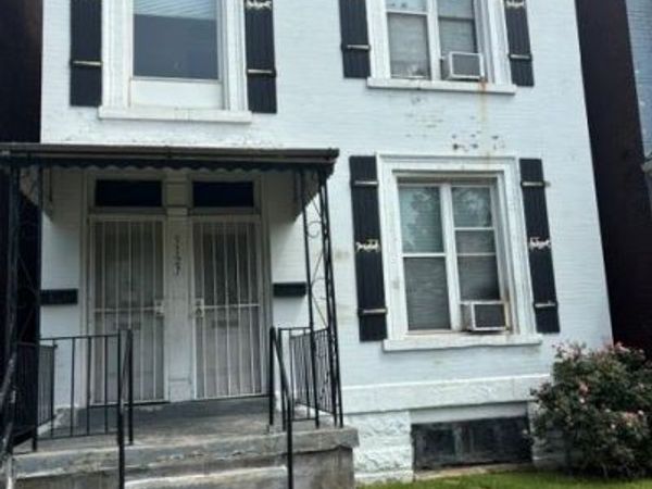 5127 Page Boulevard, St Louis, MO 63113