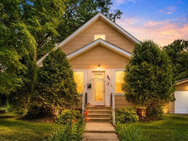 901 3rd Street NW, Faribault, MN 55021