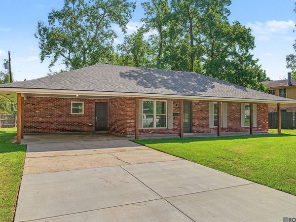 10845 Mollylea Dr, Baton Rouge, LA 70815