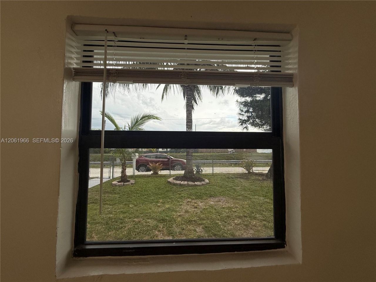 2520 NW 155th St, Miami Gardens, FL 33054 Photo
