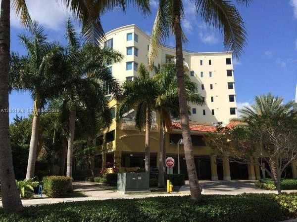 3000 NE 188th St, Unit 603, Aventura, FL 33180