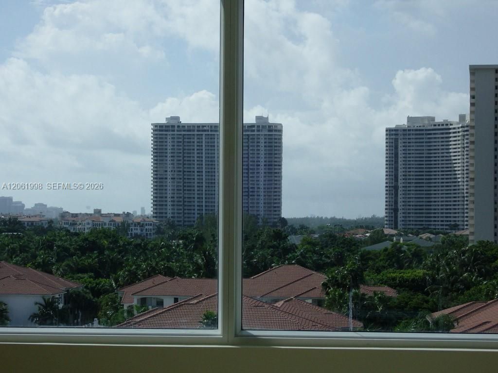 3000 NE 188th St, Unit 603, Aventura, FL 33180 Photo
