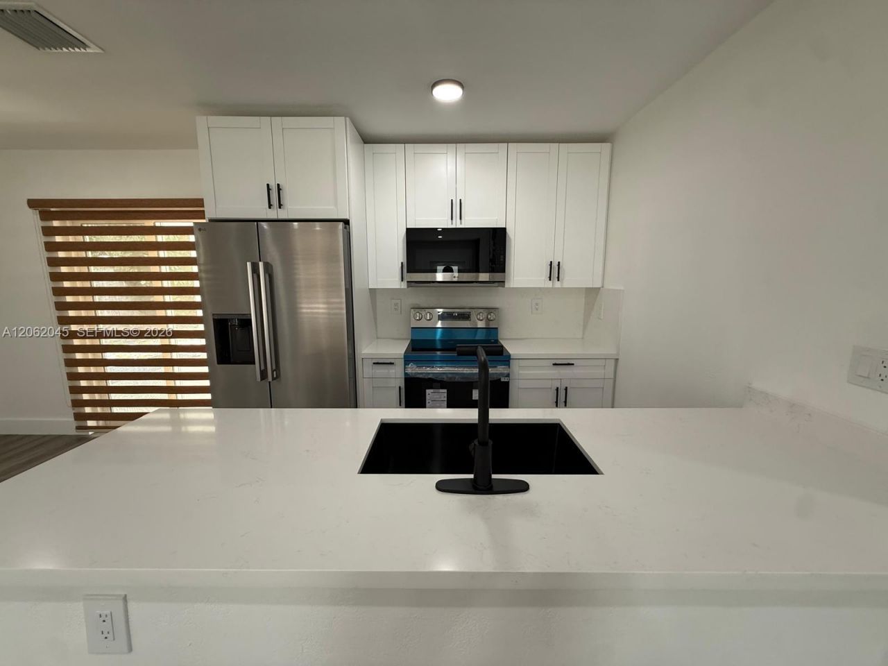 1251 NE 208th Ter , Miami, FL 33179 Photo