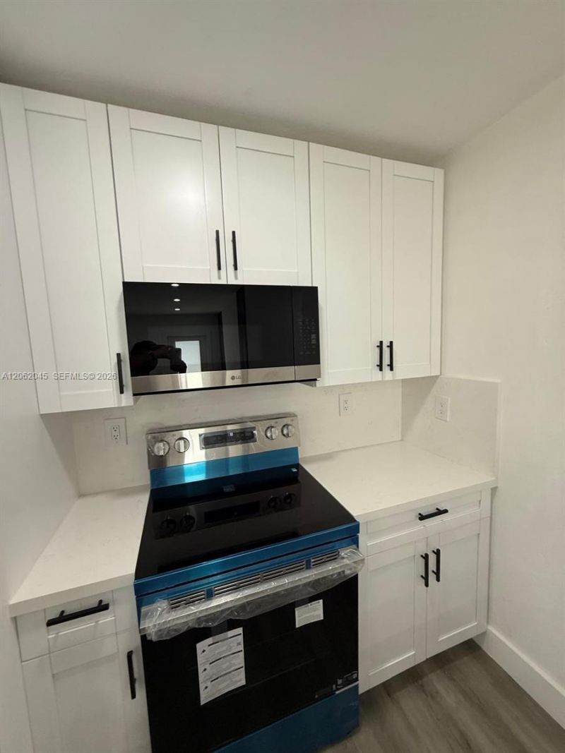 1251 NE 208th Ter , Miami, FL 33179 Photo
