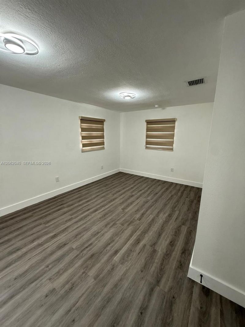 1251 NE 208th Ter , Miami, FL 33179 Photo