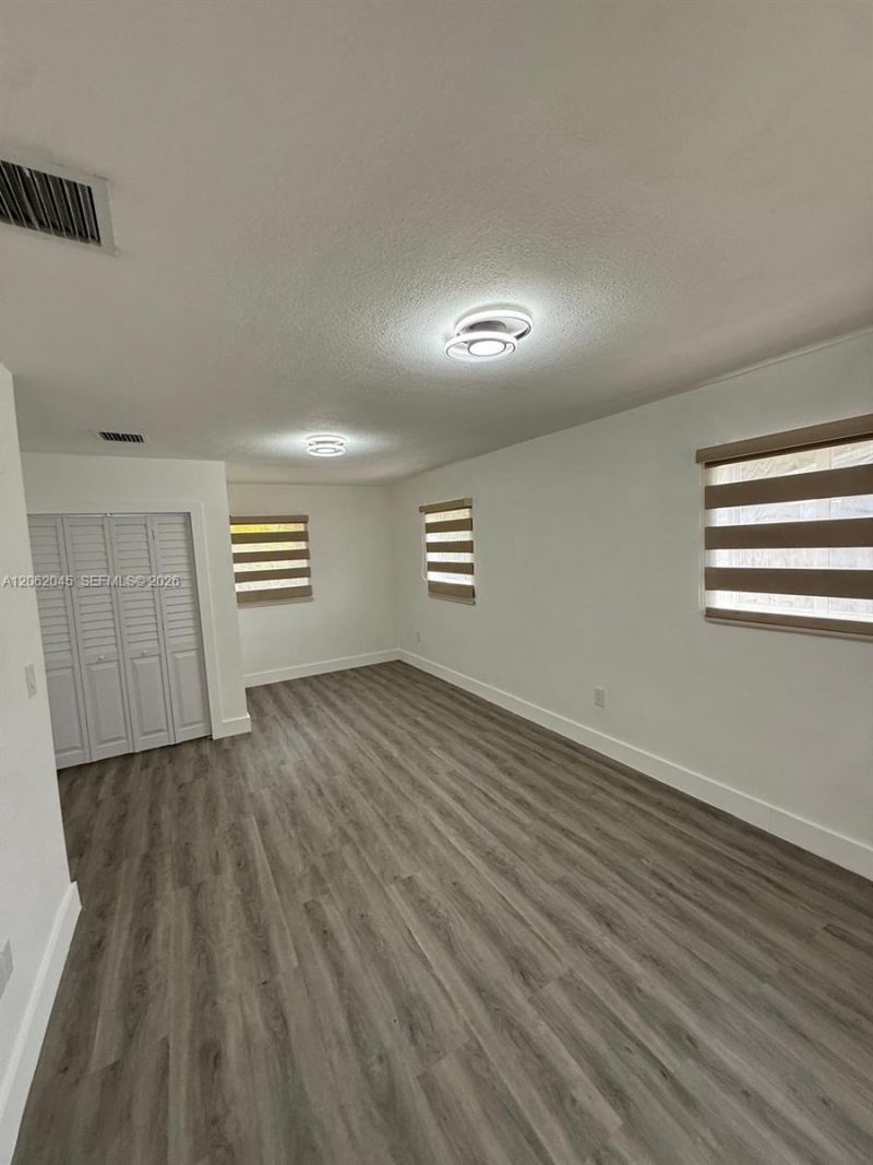 1251 NE 208th Ter , Miami, FL 33179 Photo