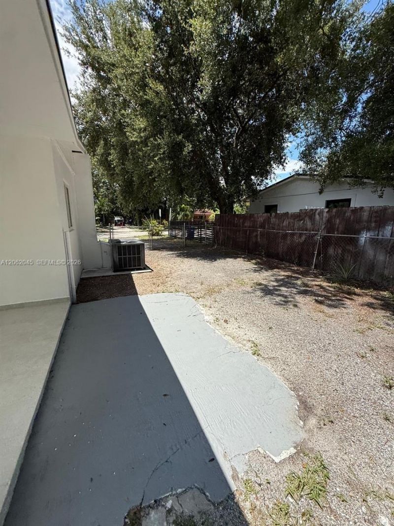 1251 NE 208th Ter , Miami, FL 33179 Photo