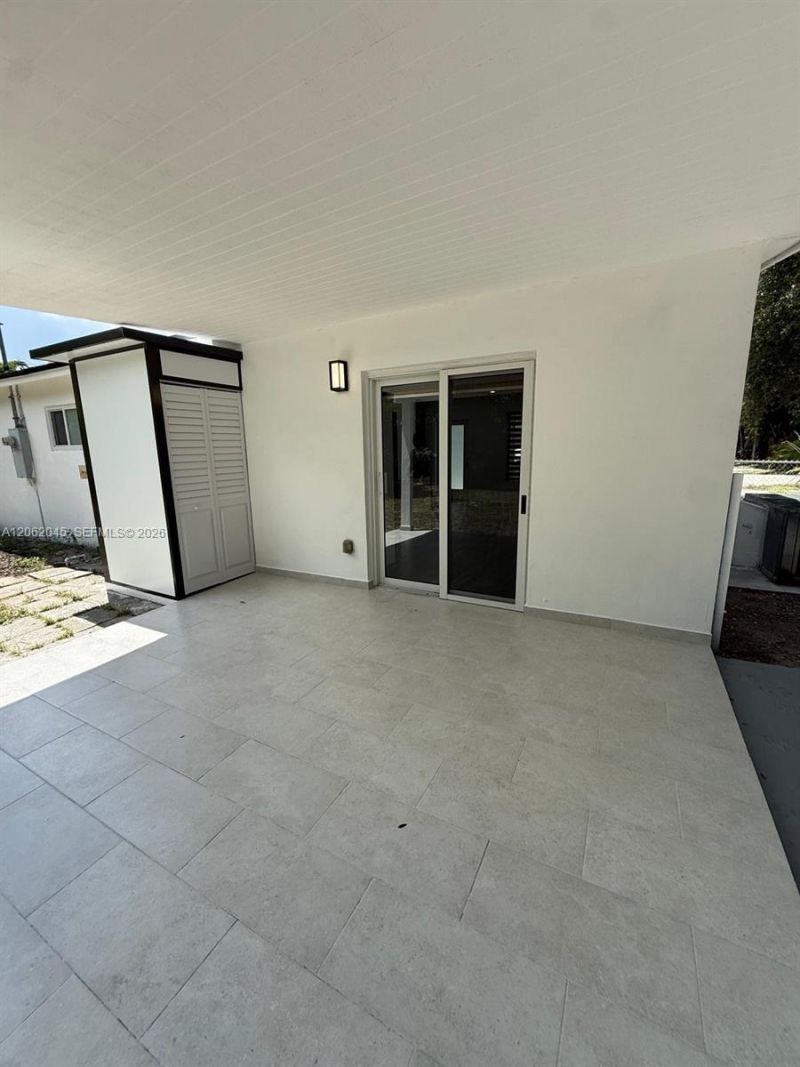 1251 NE 208th Ter , Miami, FL 33179 Photo