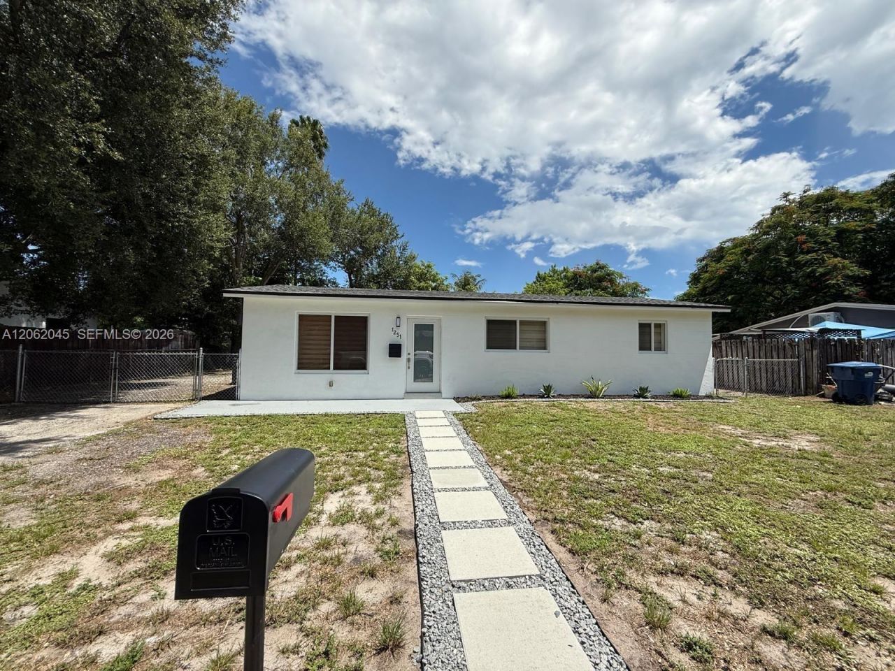 1251 NE 208th Ter , Miami, FL 33179 Photo