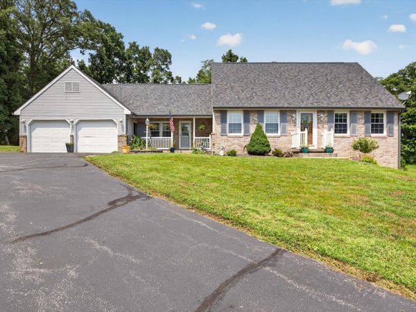 1243 Bellgrade Avenue, Loogootee, IN 47553