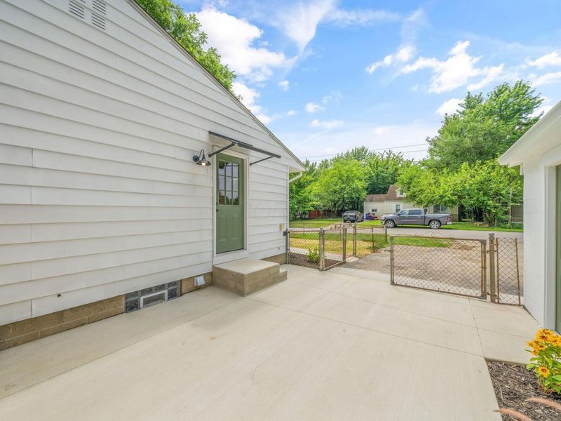 1600 Koebel Road, Columbus, OH 43207 Photo 42