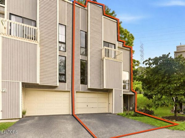 70 Valley Forge Drive, Oak Ridge, TN 37830