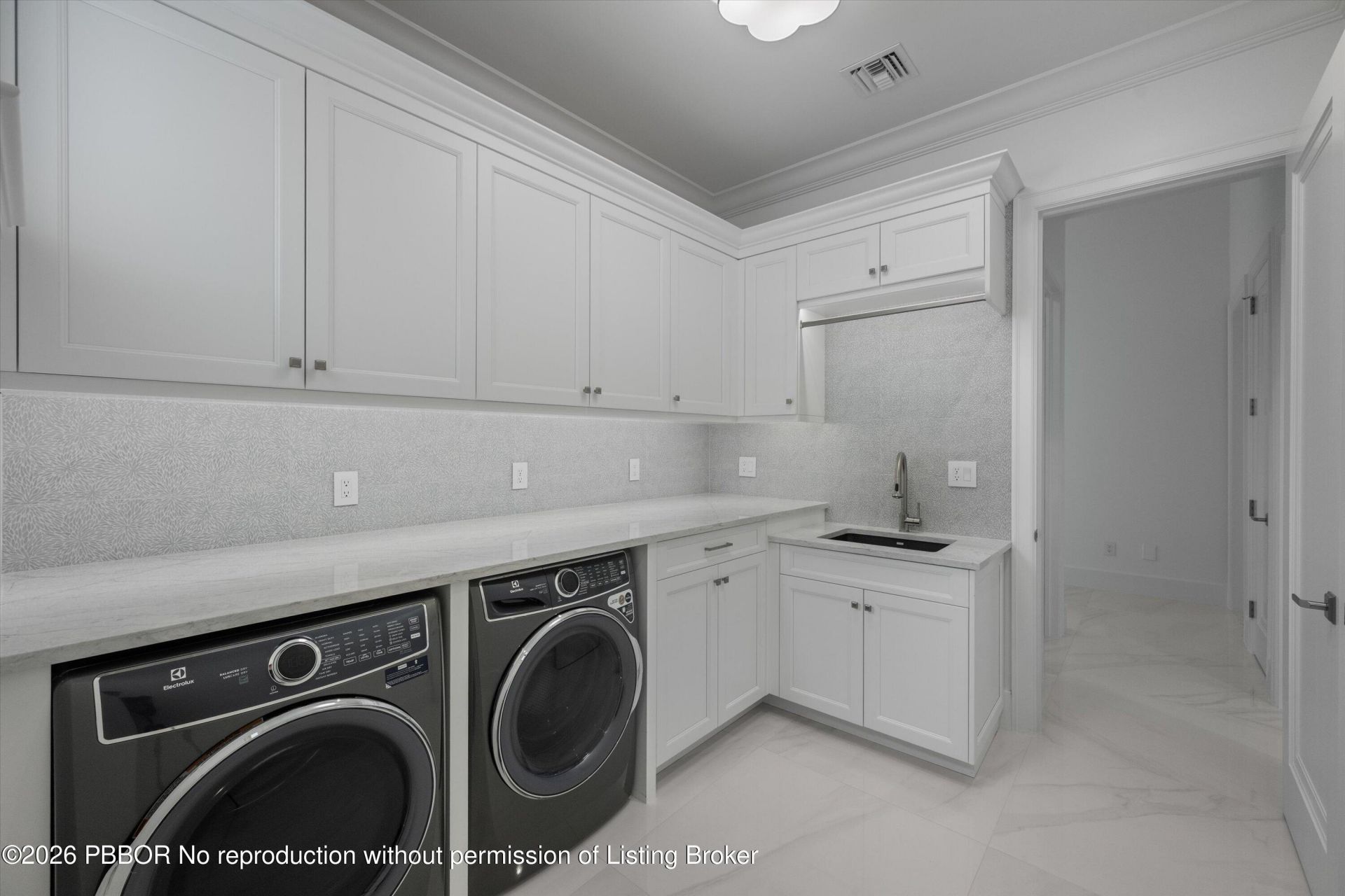 1712 Mayacoo Lakes Boulevard, West Palm Beach, FL 33411 Photo
