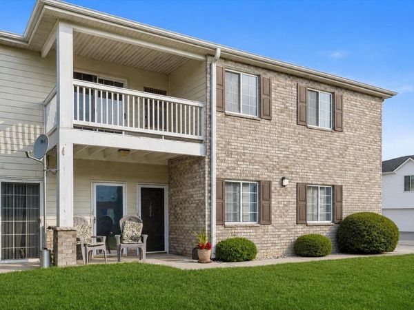 837 Boulder Trl, Unit 1006, Mount Pleasant, WI 53406