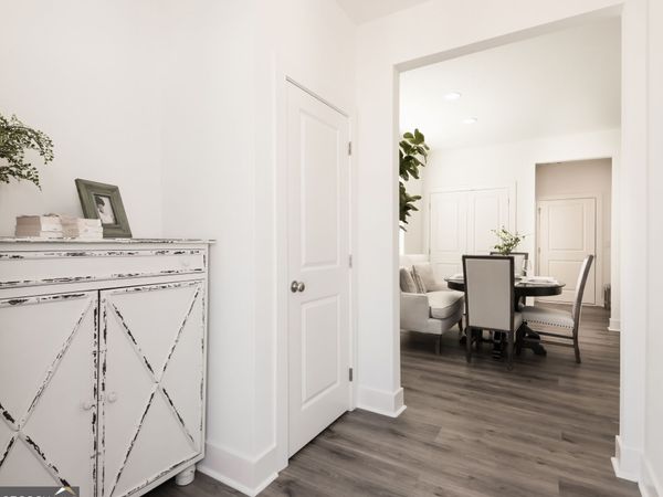 303 Barracks Way, Unit 885, Hoschton, GA 30548