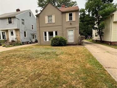1920 Revere Road, Cleveland Heights, OH 44118