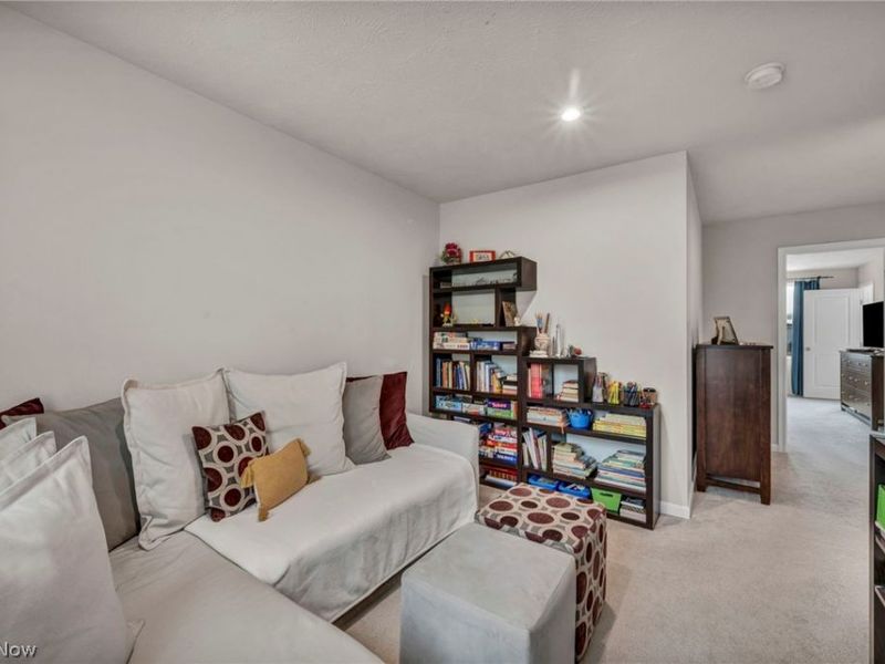 4660 Erhart Drive , Lorain, OH 44053 Photo 35