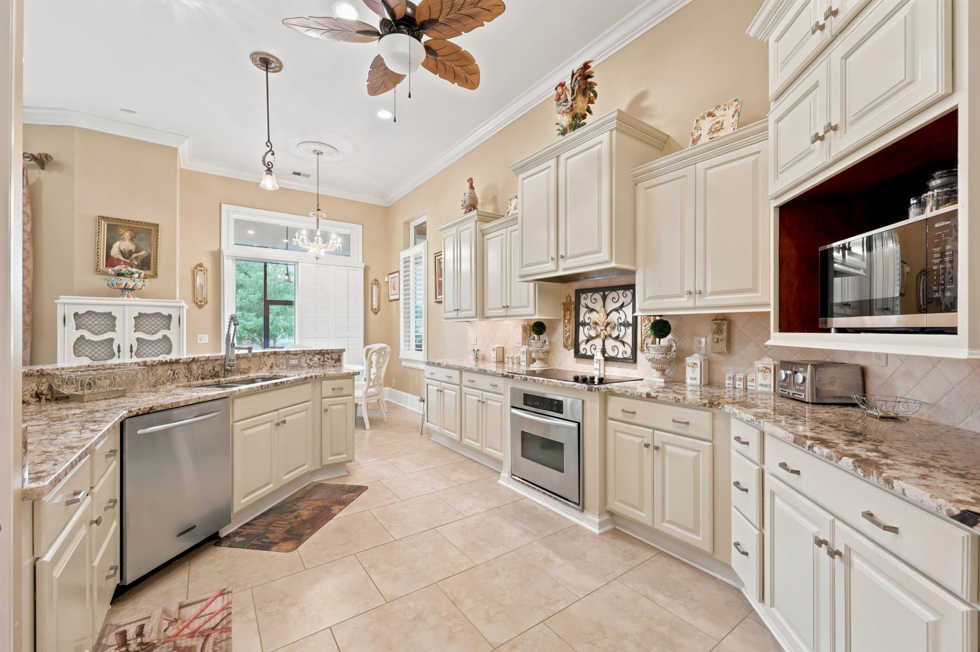 7444 Catena Ln. Photo 23