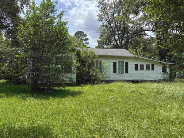 1409 Salem Road , Havana, FL 32333