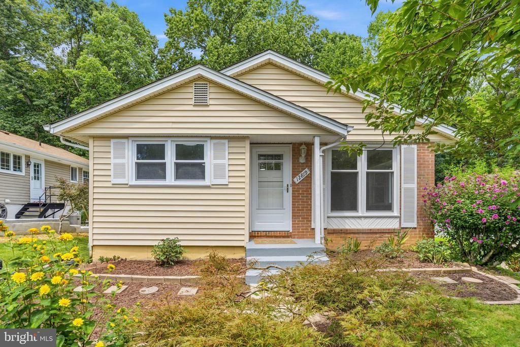 12819 Greenhall Drive, Woodbridge, VA 22192 Main Photo