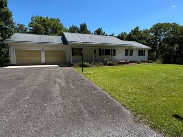 2266 PATTERSON CREEK ROAD, PETERSBURG, WV 26847
