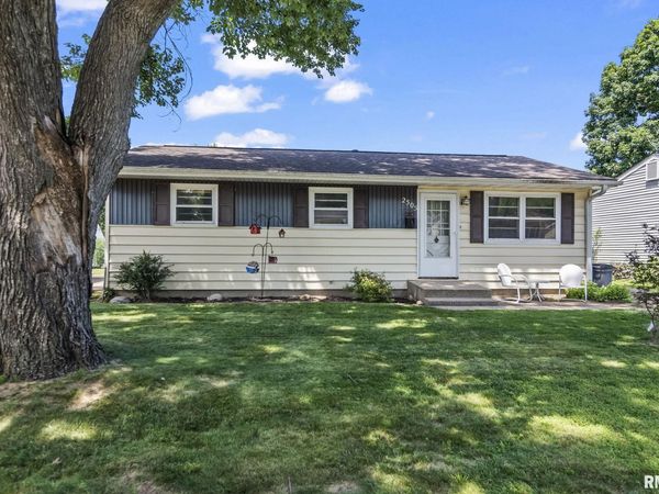 2505 Griffiths Avenue, Springfield, IL 62702