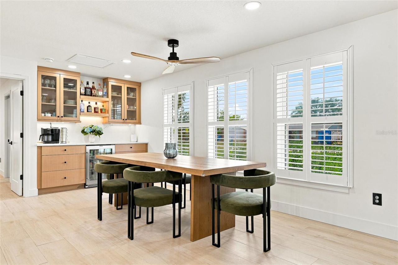 6241 Tanglewood Drive Ne, Saint Petersburg, FL 33702 Photo