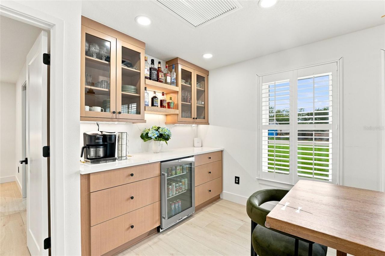 6241 Tanglewood Drive Ne, Saint Petersburg, FL 33702 Photo