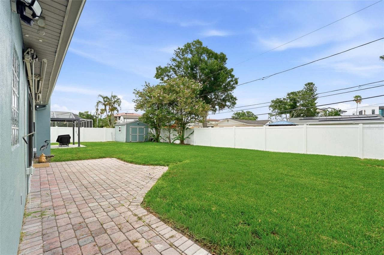 6241 Tanglewood Drive Ne, Saint Petersburg, FL 33702 Photo