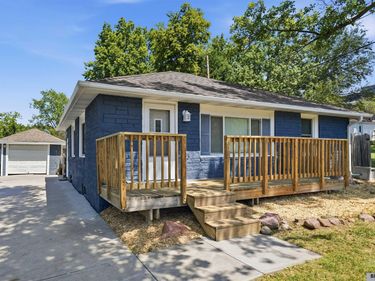4710 sumner Street, Lincoln, NE 68506
