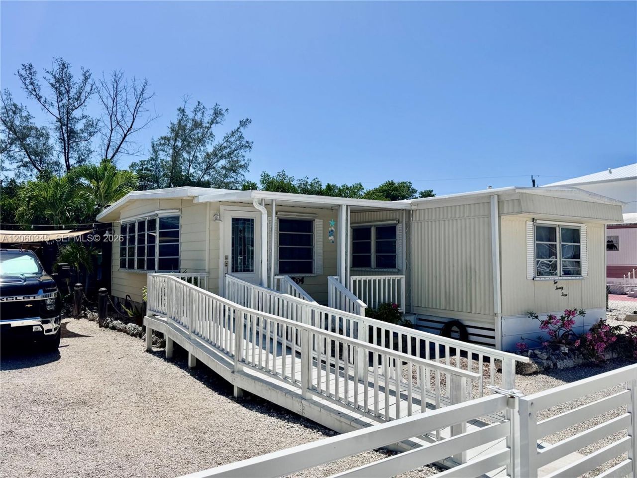 223 Lower Matecumbe Rd , Key Largo, FL 33037 Photo