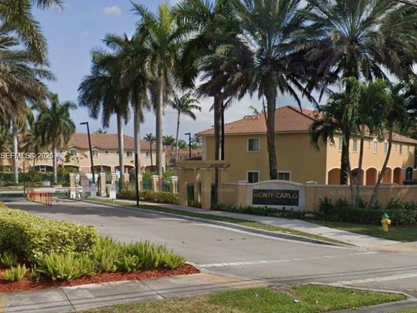 541 Princess Dr , Margate, FL 33068