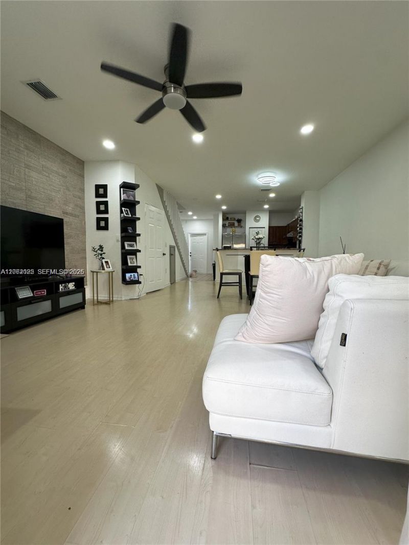 541 Princess Dr, Margate, FL 33068 Photo
