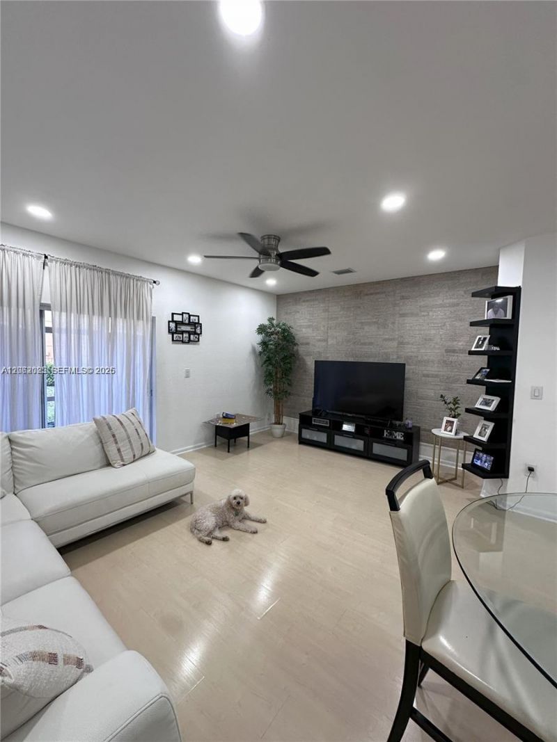 541 Princess Dr, Margate, FL 33068 Photo