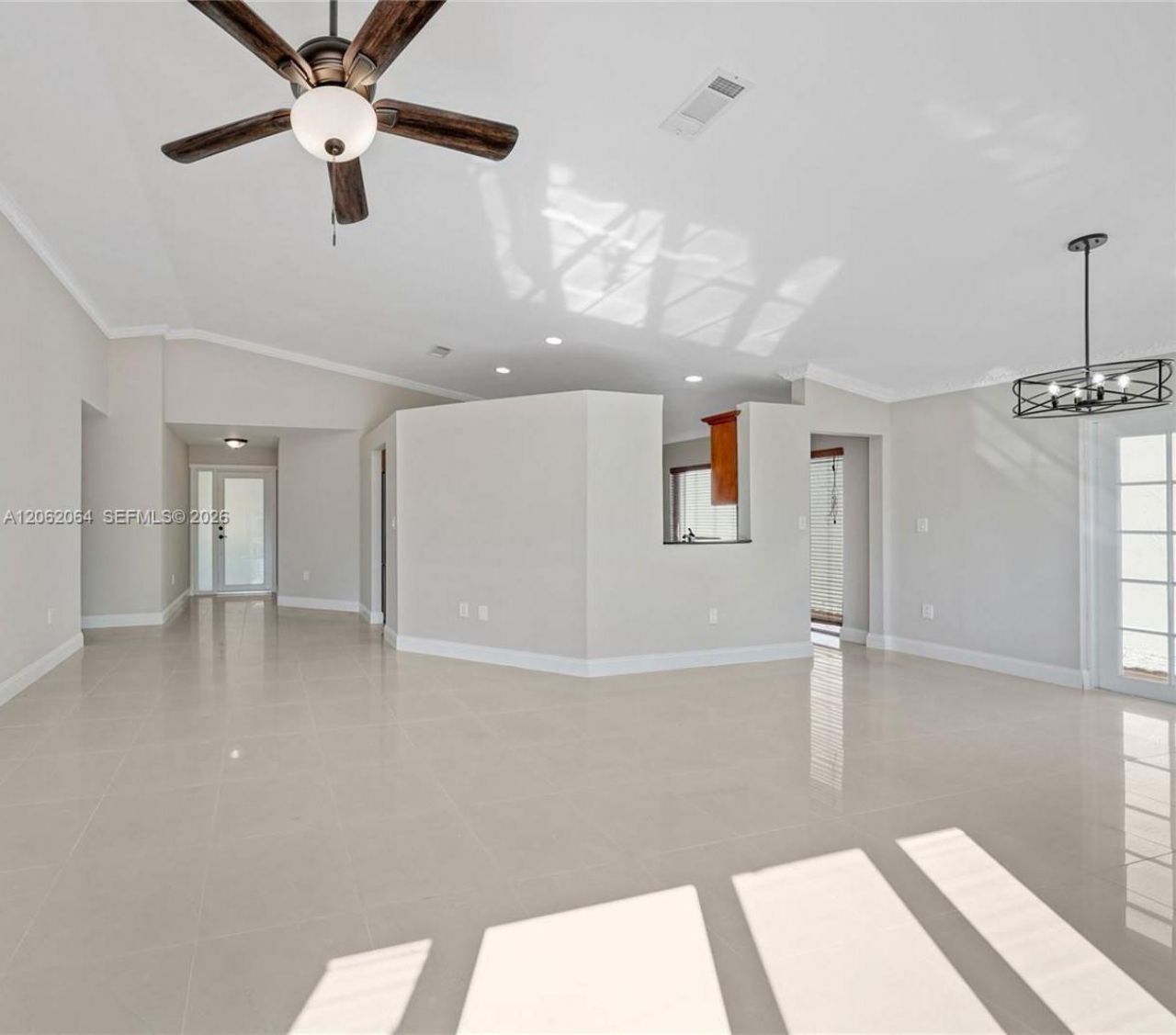 19081 NW 77th Ct, Unit 1, Hialeah, FL 33015 Photo