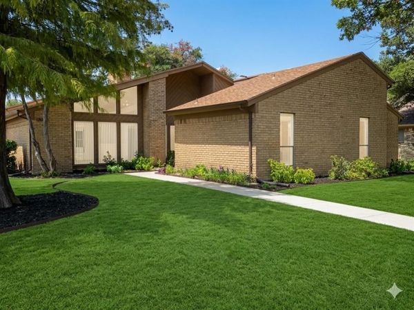 936 E Berkeley Drive , Richardson, TX 75081