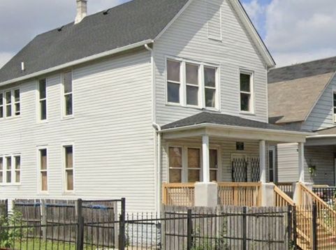 Main Photo