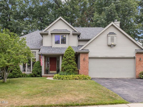 3656 Hampstead Drive , Sylvania, OH 43560