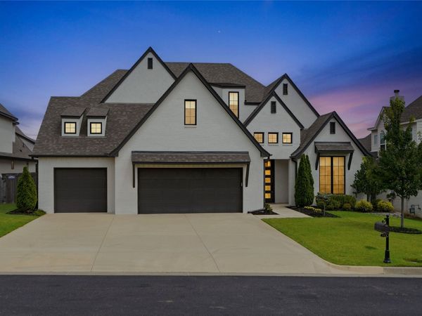 713 W 109th Street S, Jenks, OK 74037
