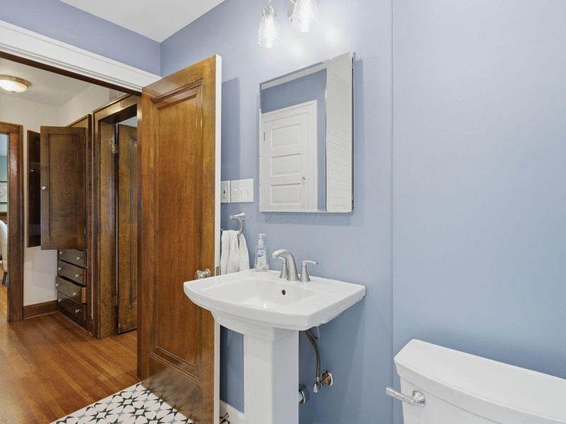 3720 N High Street , Columbus, OH 43214 Photo 26