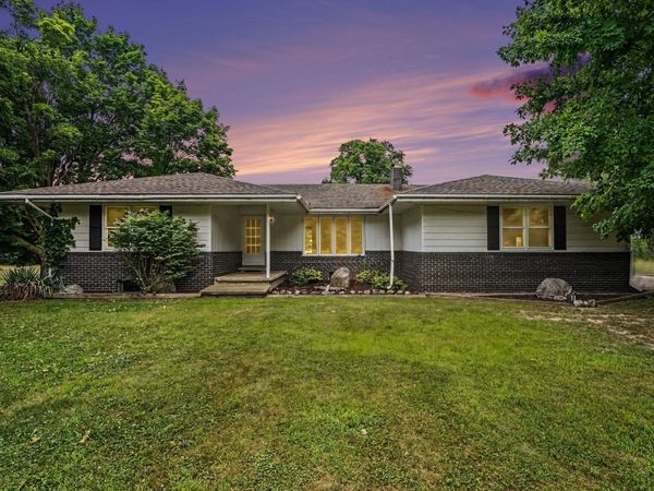 1760 W Carson City Road, Sheridan, MI 48884