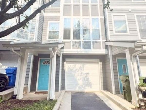 1073 Park Row North, Atlanta, GA 30312
