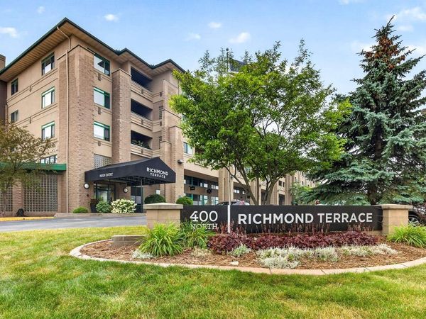 400 N RICHMOND STREET, Unit 425, Appleton, WI 54911