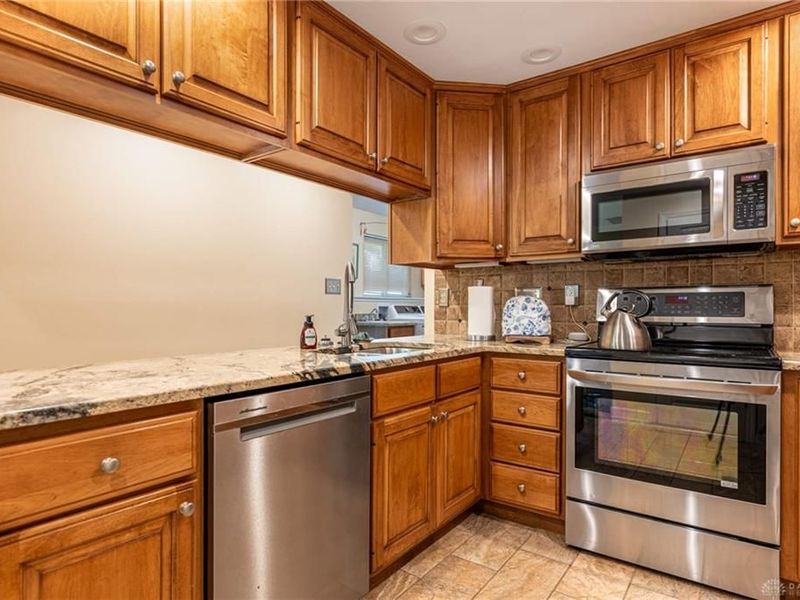 1165 Kentshire Drive, Centerville, OH 45459 Photo 10