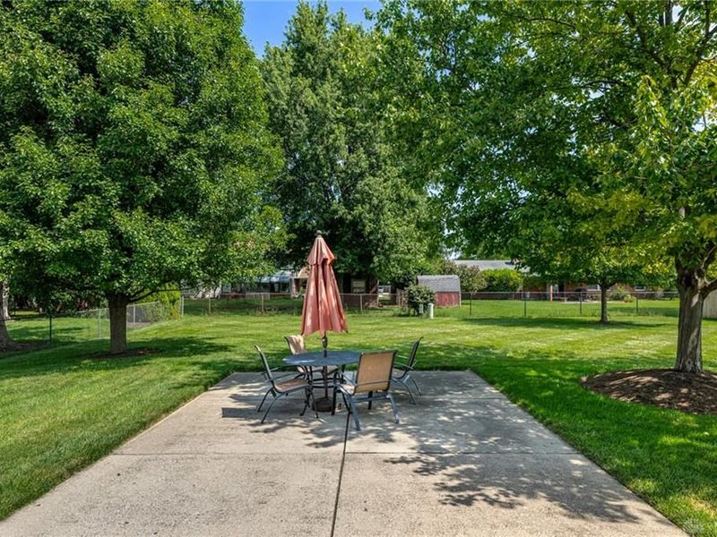 1165 Kentshire Drive, Centerville, OH 45459 Photo 32