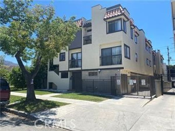 1022 Irving Avenue, Unit 3, Glendale, CA 91201