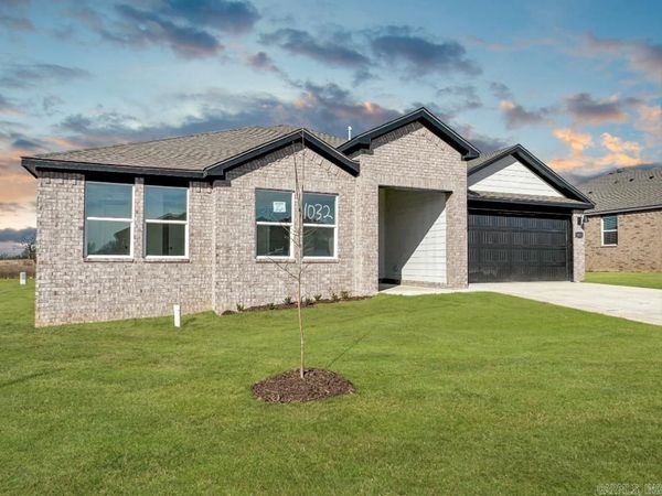 90 Wolfsbridge Loop , Cabot, AR 72023